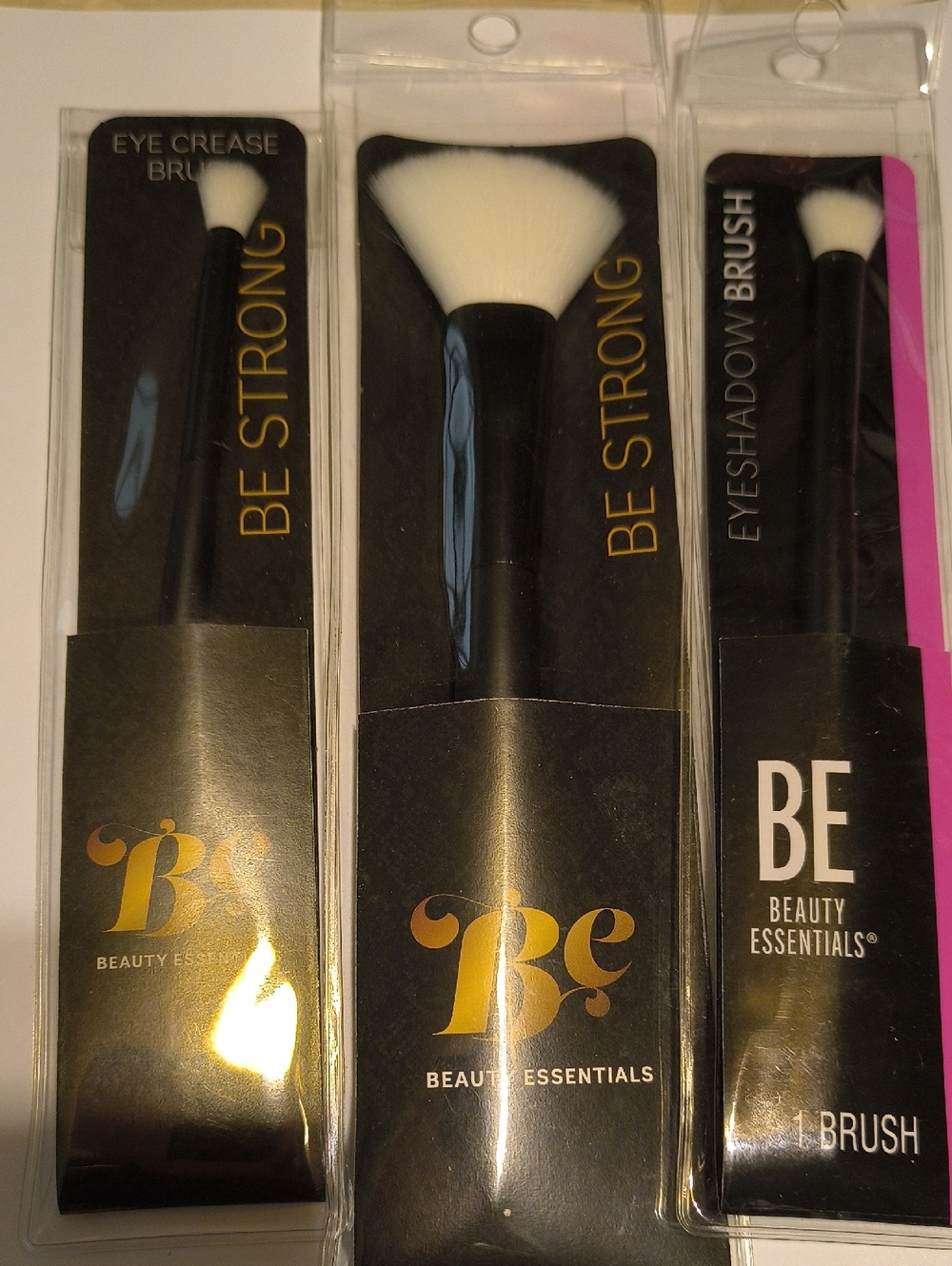 Bundle Of 3 Beauty Essentials Makeup Brushes NIP